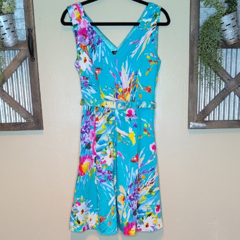 Spense Vibrant Floral Midi Dress